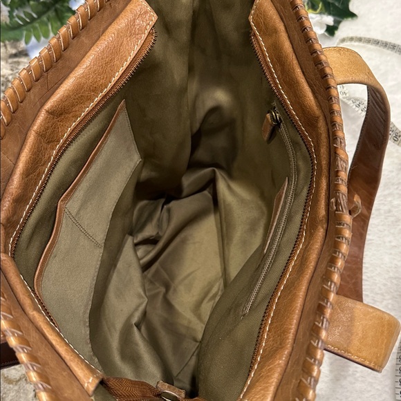Pikolinos leather shoulder bag - Picture 7 of 11